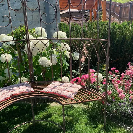 - Appartementhaus Alma