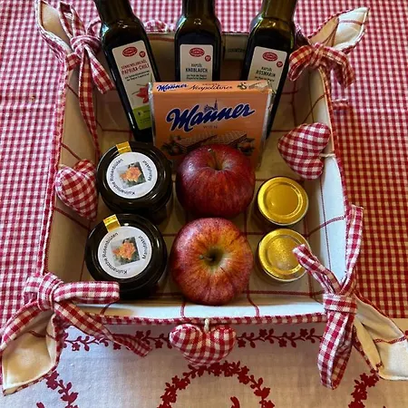 - Appartementhaus Alma