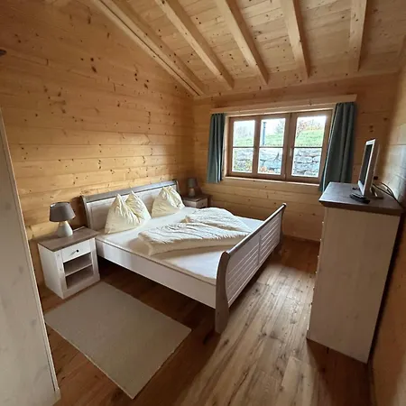 - Appartementhaus Alma Lägenhet